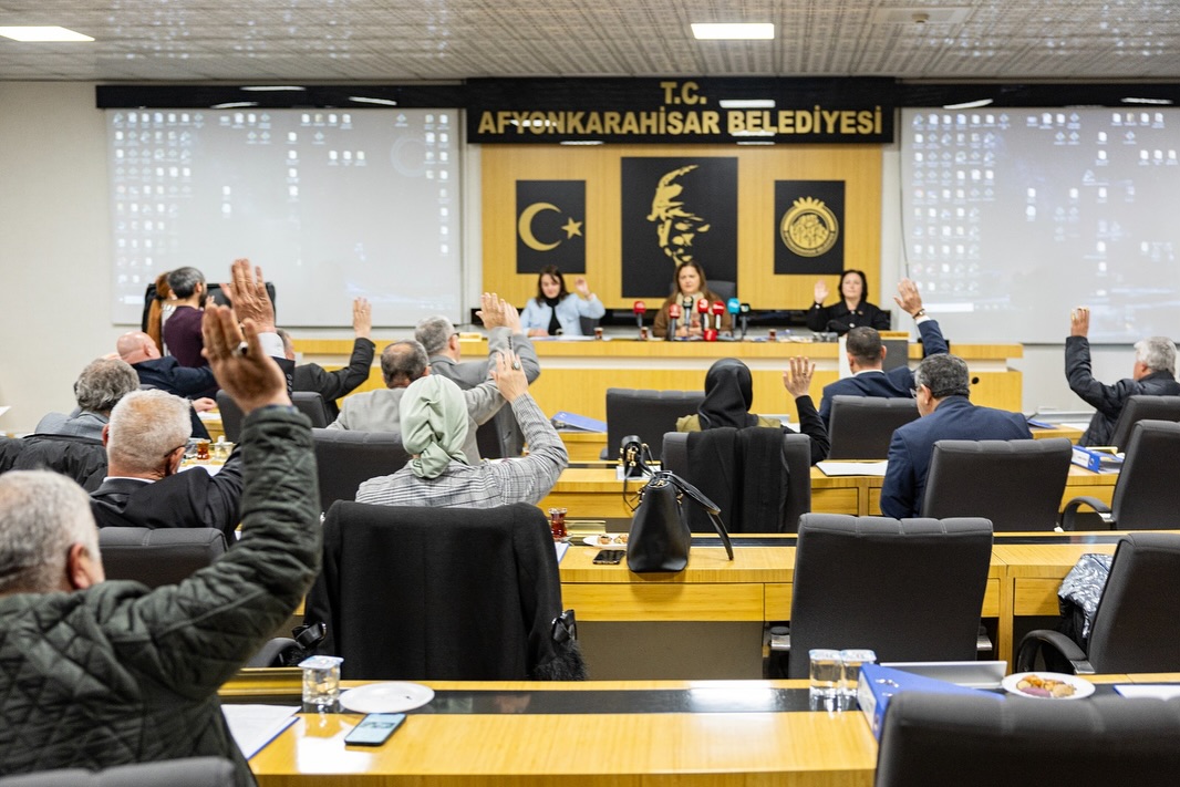 Otobüsler yenileniyor, karar meclisten çıktı!