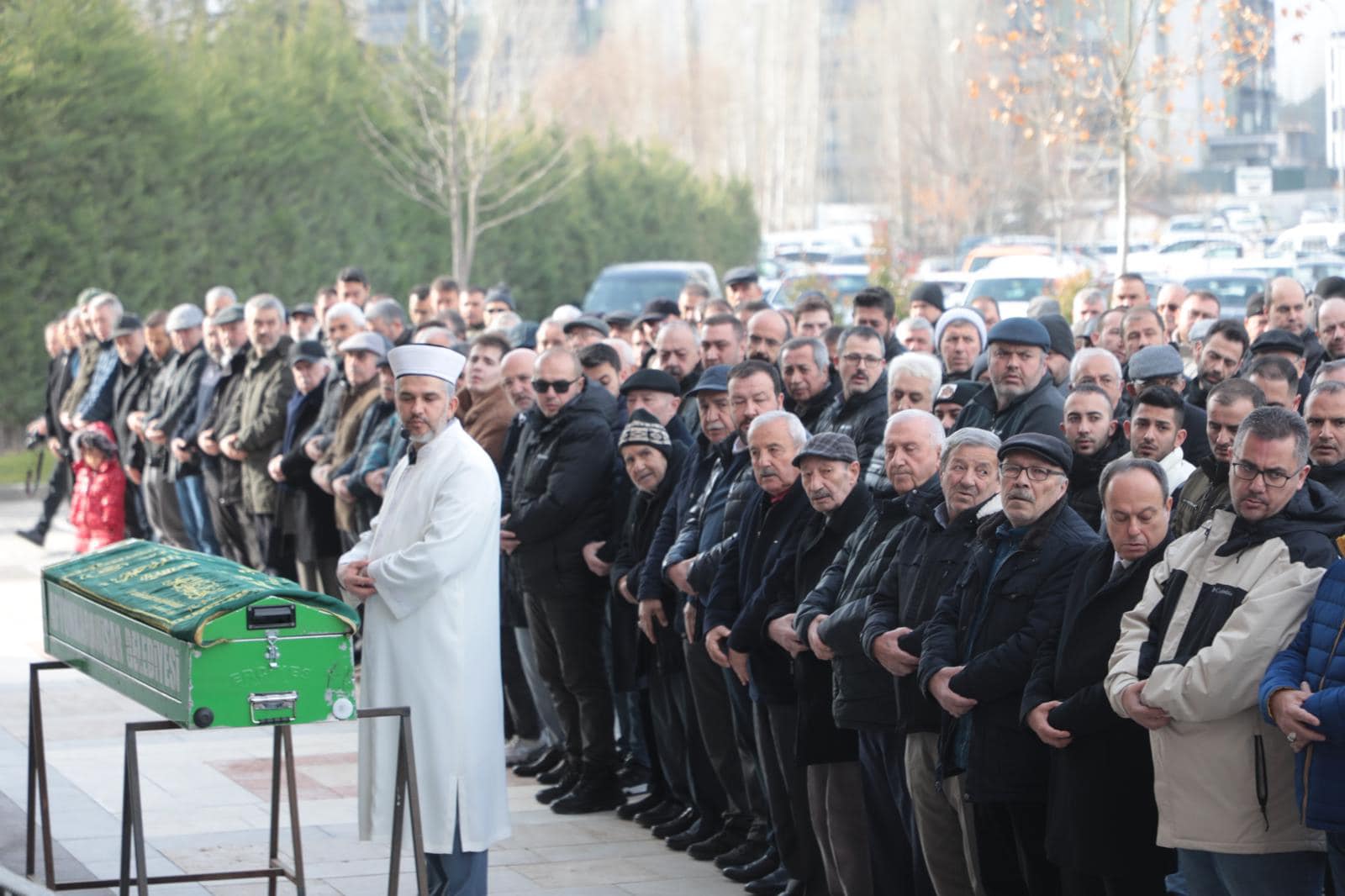 Açıkgözoğlu, son yolculuğuna uğurlandı!