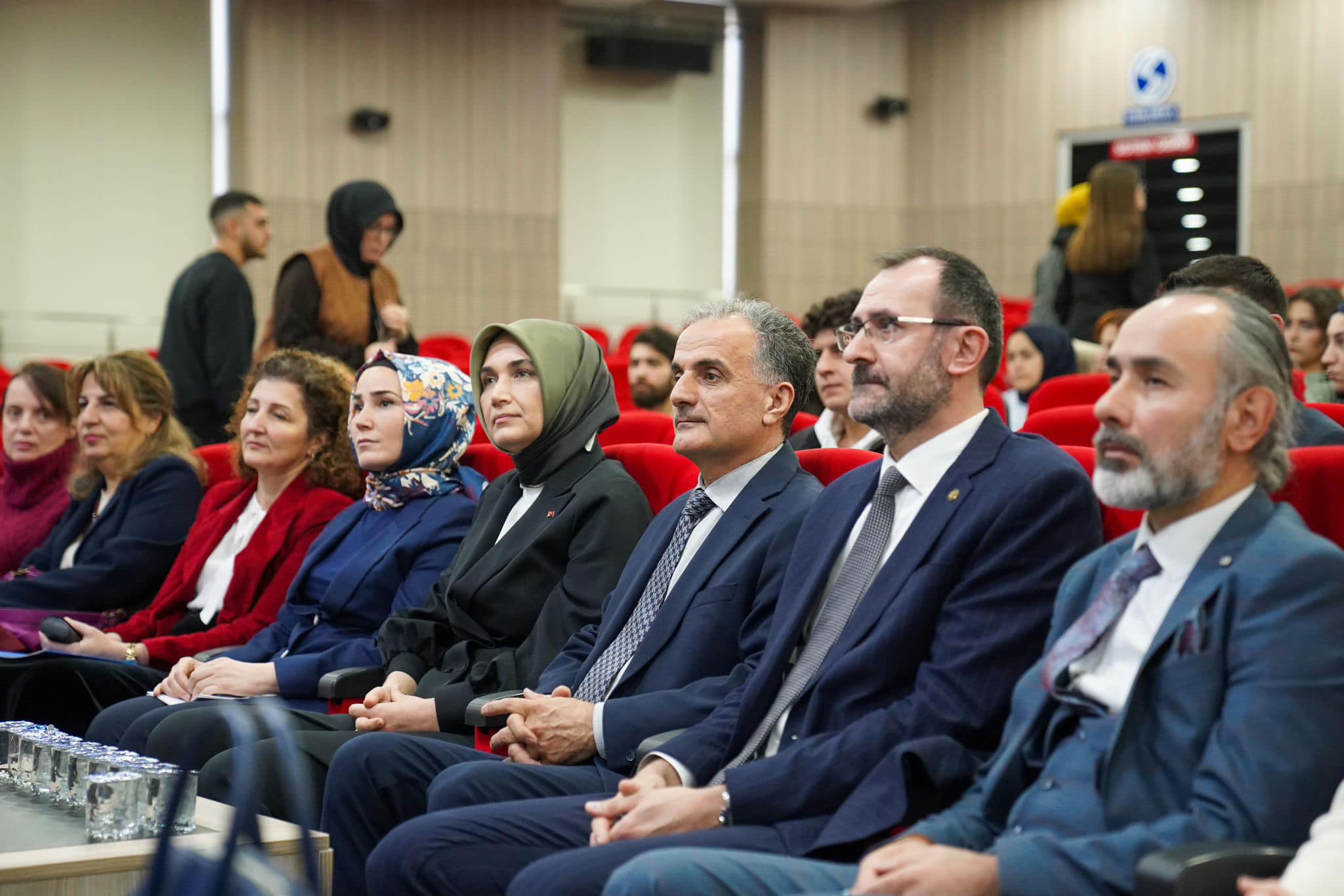 Vali Yiğitbaşı, Türkiye Yüzyılında Kadın Yönetici Olmayı Değerlendirdi