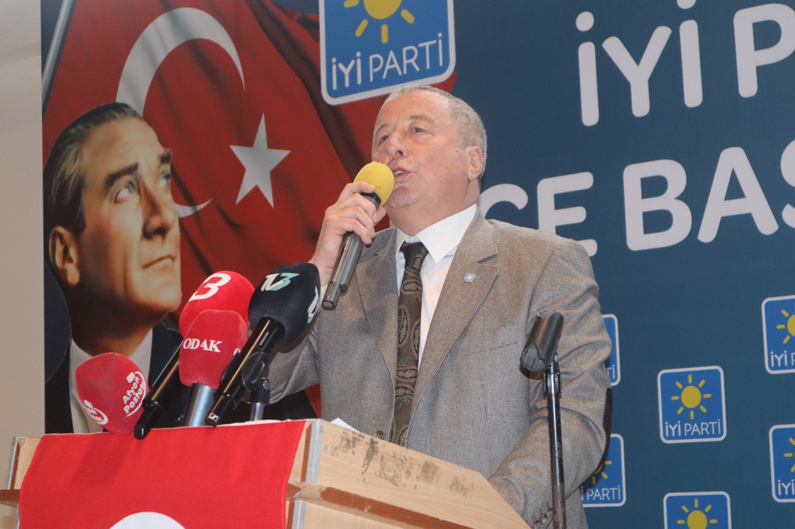 İYİ Parti Afyonkarahisar’da Şov Yaptı!