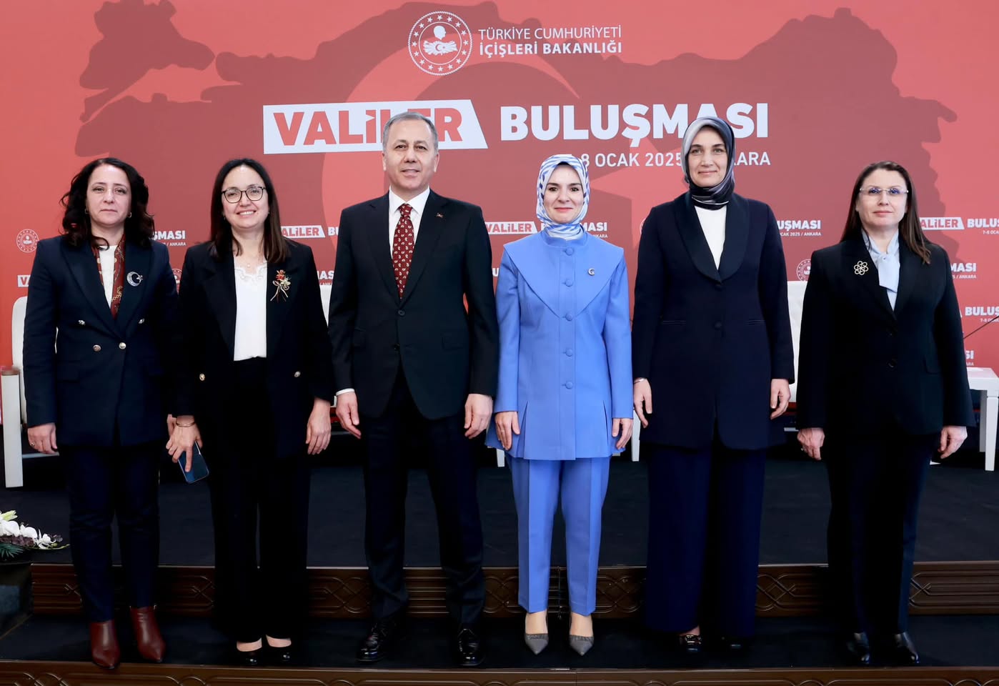 valiler buluşması