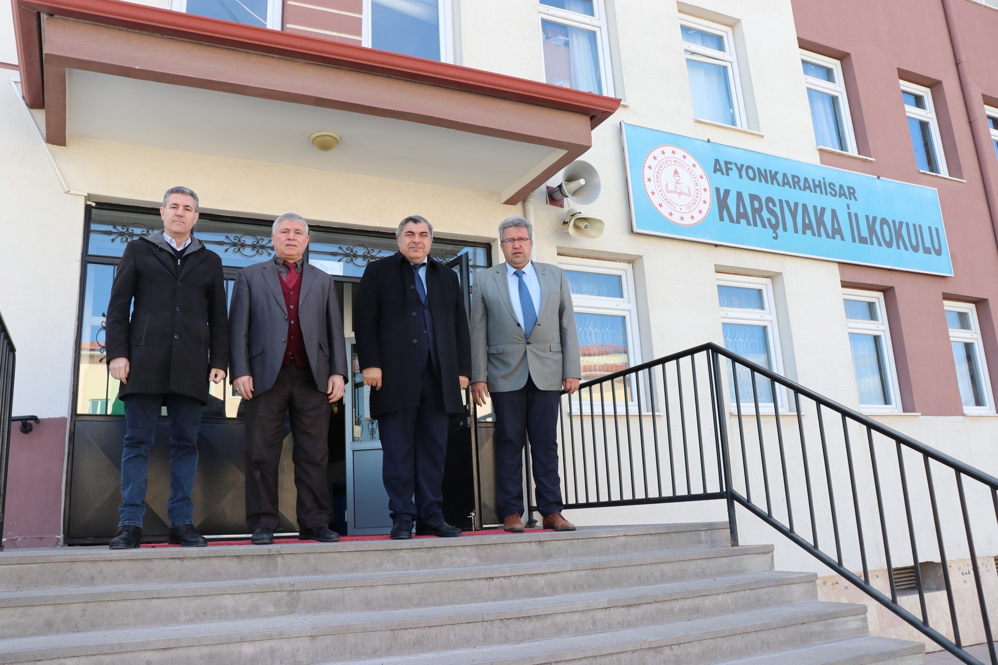 Afyon Milli Eğitim Müdürü öğrencilerle çocukluğuna döndü!