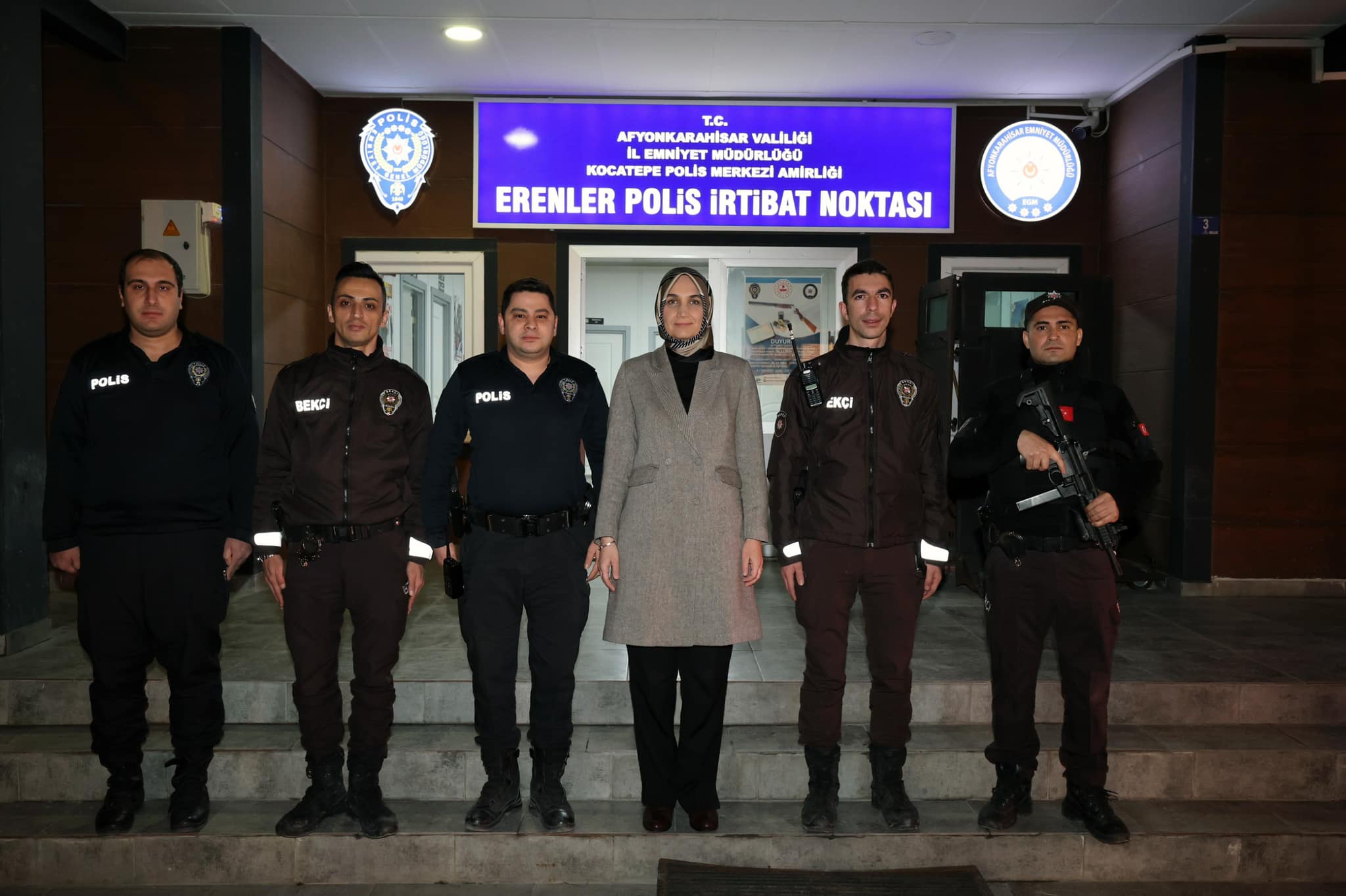 Afyon’da güvenlik teyakkuzda! Vali Yiğitbaşı polis noktasını ziyaret etti