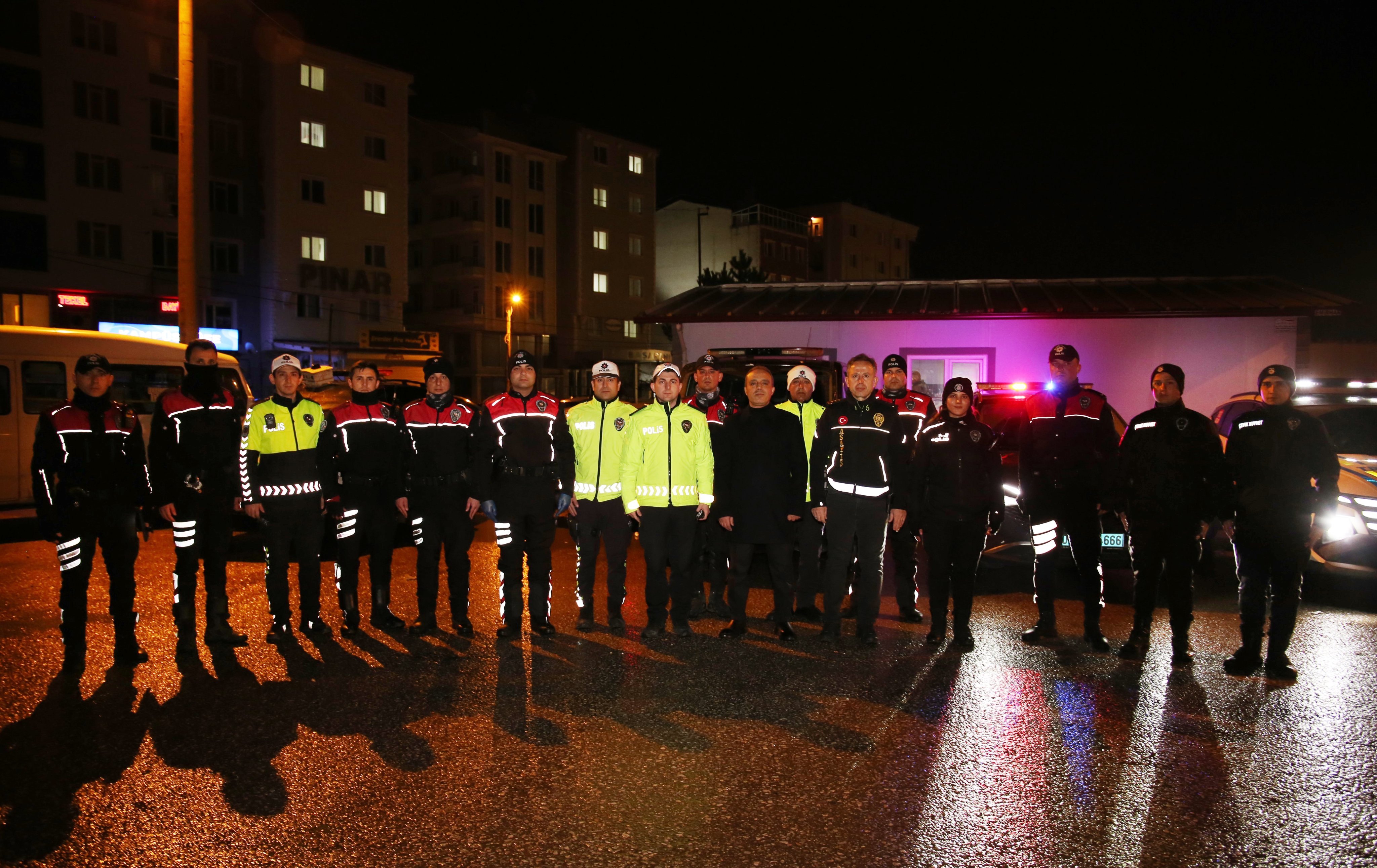 Afyon Emniyet Müdürü Ahmet Birtan Erol sahaya indi!