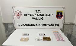 Afyon'da uyuşturucu operasyonunda 5 kişi gözaltına alındı