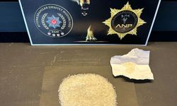 Afyon'da uyuşturucu ile yakalanan 2 kişiden biri tutuklandı