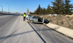 Afyon Emirdağ'da trafik kazası: 3 yaralı!