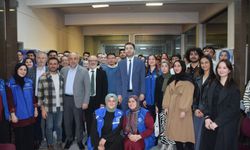 Afyon'da gençlere ÜNİDES programı anlatıldı