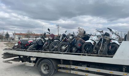 Afyon’da çevreye rahatsızlık veren motosikletler trafikten men edildi