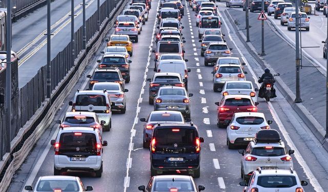 2025'te Motorlu Taşıtlar Vergisine Zam Geliyor