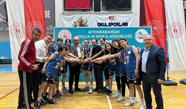 Okul Sporları Genç Kızlar Basketbol Müsabakaları Sona Erdi