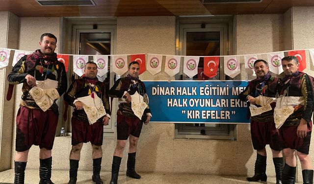 Türkülerle Anadolu Kültür Şöleni: Dinar Kır Efeleri İstanbul’da Büyüledi!